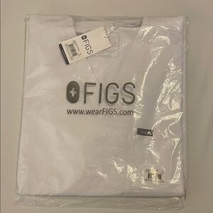Figs White Catarina One Pocket Scrub Top
